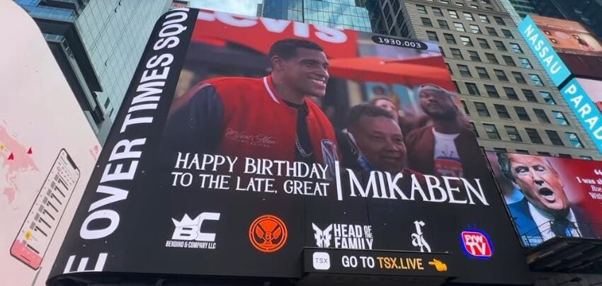  Mikaben célébré au Times Squares2