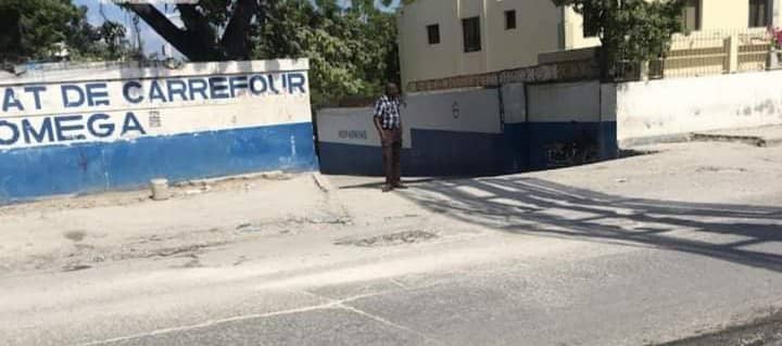  Carrefour sous tension après l’assaut des gangs armés le 18 avril